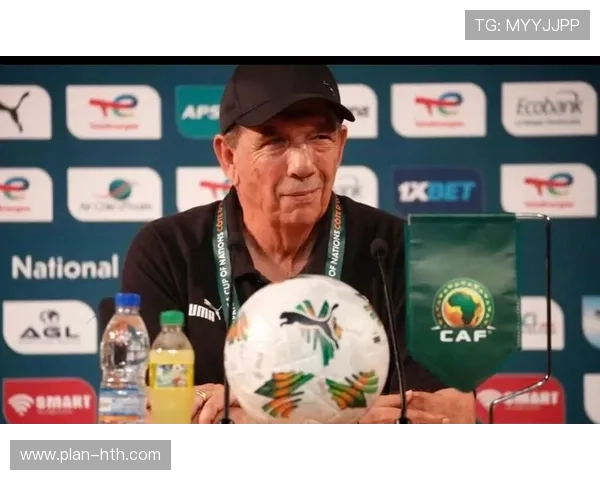 世界四大足球明星球员的传奇故事与巅峰对决解析 世界四大足球明星球员的传奇故事与巅峰对决解析