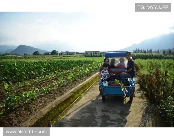 足球球星竟然亲自下田干农活 看他们如何与土地亲密接触 足球球星竟然亲自下田干农活 看他们如何与土地亲密接触