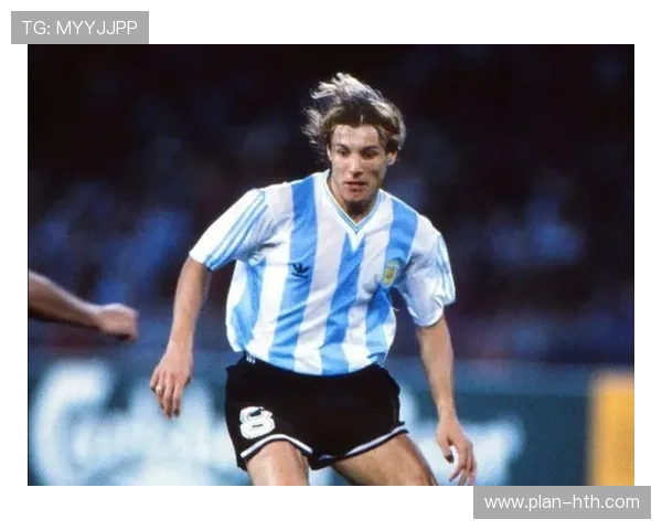 足球界八大传奇球星画像解析 揭秘他们的辉煌时刻与成就 足球界八大传奇球星画像解析 揭秘他们的辉煌时刻与成就